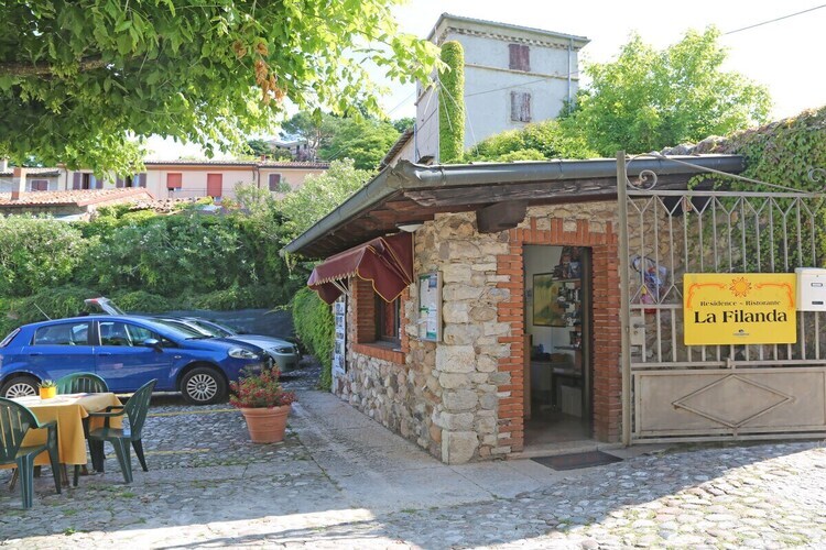 Maison rénovée au lac de Garde, ancienne ferme historique - Photo 11