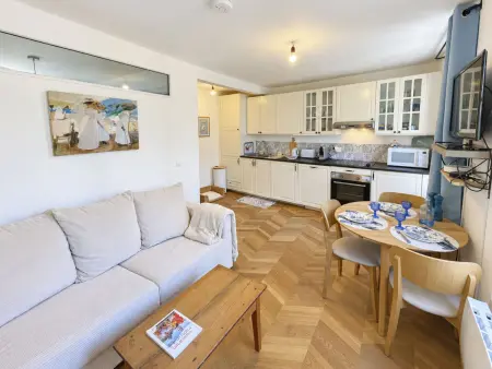 Le petit Trouville – Appartement 27m² à 140m de la mer : photo 16