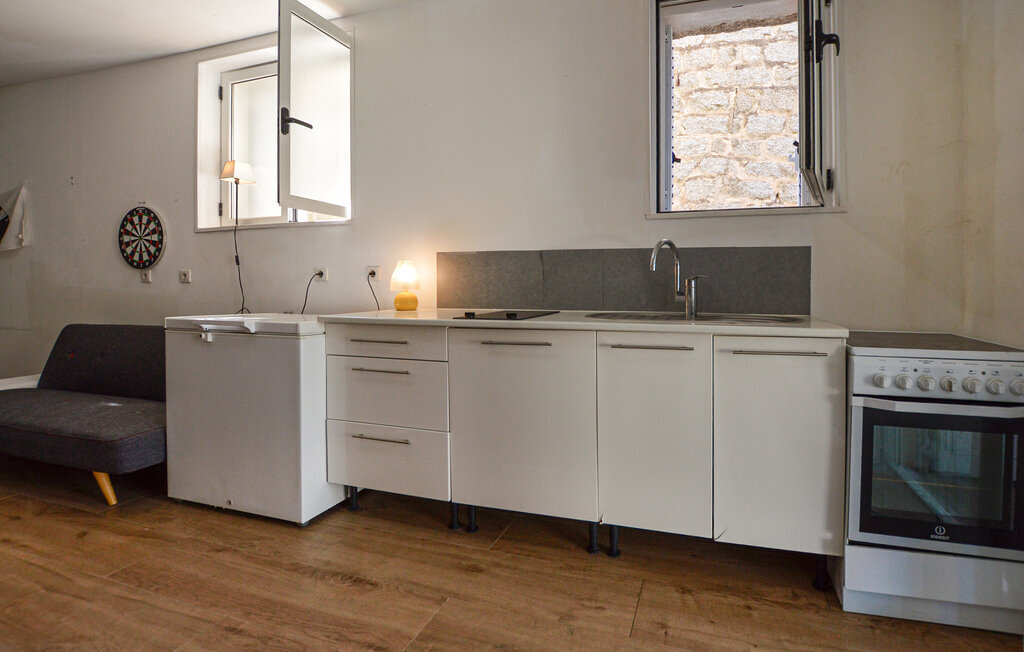 Petit appartement rustique en pierre, Casalabriva - Photo 6