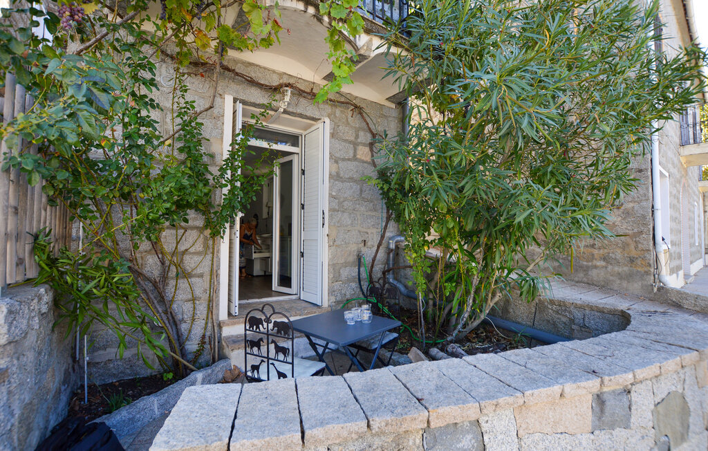 Petit appartement rustique en pierre, Casalabriva - Photo 8