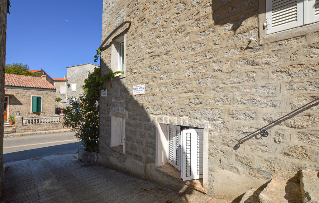 Petit appartement rustique en pierre, Casalabriva - Photo 10