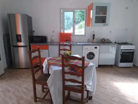 Appartement de plain-pied avec jardin clos à Sainte-Anne, Guadeloupe : photo 5
