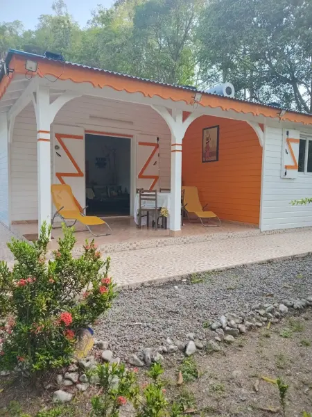 Appartement de plain-pied avec jardin clos à Sainte-Anne, Guadeloupe : photo 11