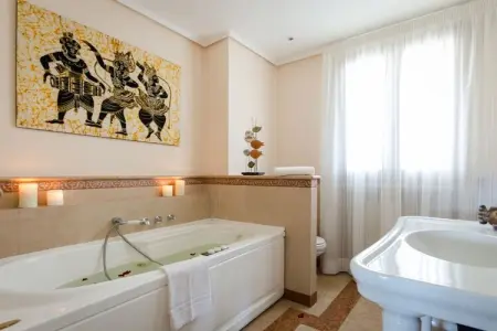 Villa 8 pers., piscine chauffée et jardin de 2500 m² : photo 14