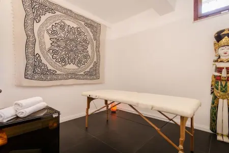 Villa 8 pers., piscine chauffée et jardin de 2500 m² : photo 18