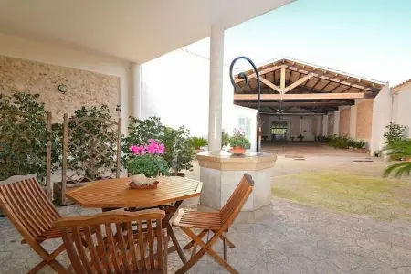 380416, Maison de vacances à Llubi avec piscine - Photo 2
