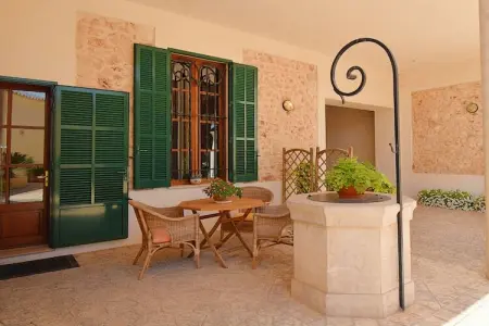 380416, Maison de vacances à Llubi avec piscine - Photo 3
