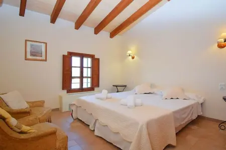380416, Maison de vacances à Llubi avec piscine - Photo 22