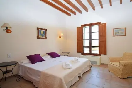 380416, Maison de vacances à Llubi avec piscine - Photo 25