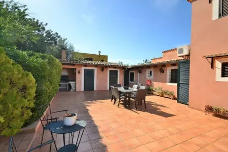 Maison Tramuntana à Inca : piscine et 5000 m² de jardin : photo 6