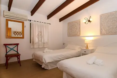Maison Tramuntana à Inca : piscine et 5000 m² de jardin : photo 17