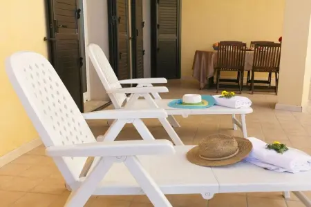 Maison Icaro à Marina di Ragusa, accès direct à la plage : photo 7