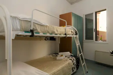 Maison Icaro à Marina di Ragusa, accès direct à la plage : photo 14