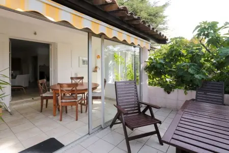 Maison provençale 7 personnes, piscine et vue Luberon : photo 7