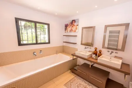 786634, Maison de vacances à Grimaud avec piscine - Photo 19