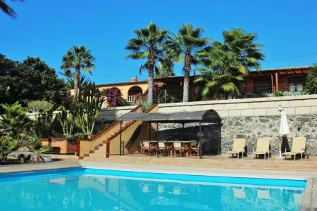 Casa Marbella : maison 10 pers. avec piscine à San Juan