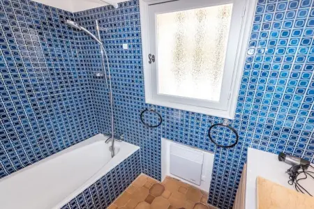 786633, Maison de vacances à Grimaud avec piscine - Photo 32