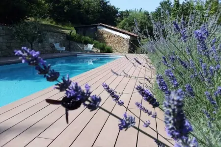 Maison de pierre à Bubbio, terrasse vignobles piémontais : photo 3