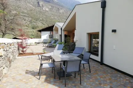 Maison Etschwool à Naturns, pin cembro et vue montagne : photo 2