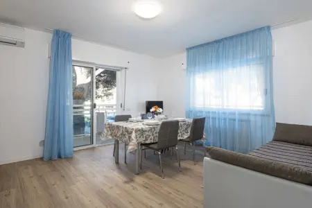Villa Azzurra : maison 4 pers., plage à 80m à Riccione : photo 3