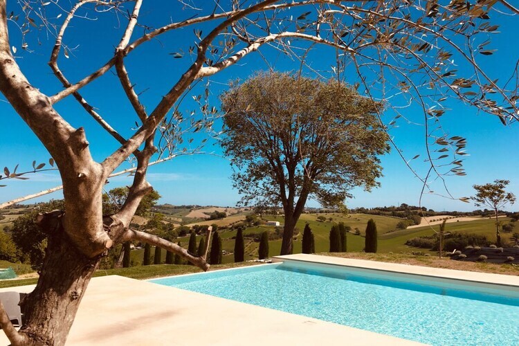 Maison Sundown à Ostra avec piscine débordement - Photo 4