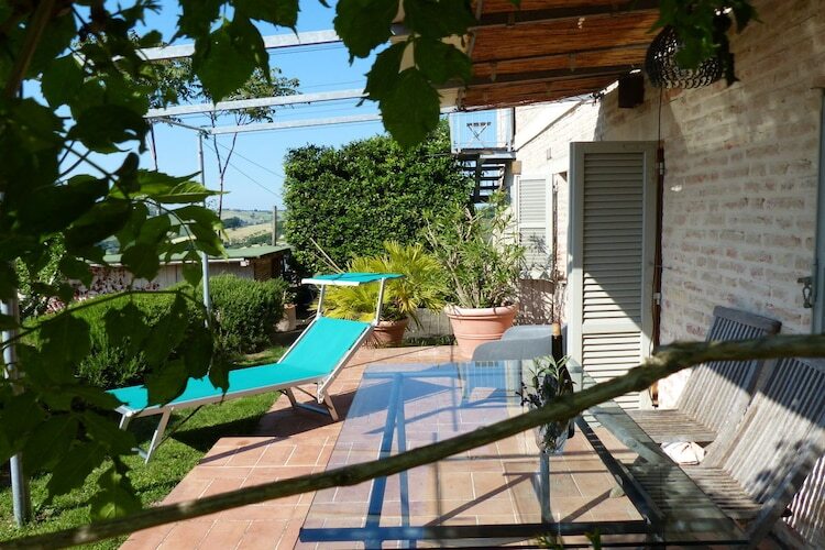 Maison Sundown à Ostra avec piscine débordement - Photo 9