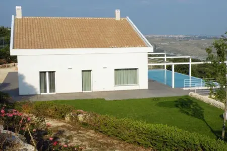 Villa Afrodite à Ragusa : piscine et vue mer en Sicile : photo 10