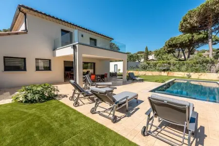 Villa moderne 6 personnes avec piscine chauffée à Sainte Maxime : photo 3