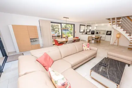 Villa moderne 6 personnes avec piscine chauffée à Sainte Maxime : photo 18