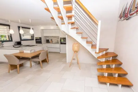 Villa moderne 6 personnes avec piscine chauffée à Sainte Maxime : photo 25