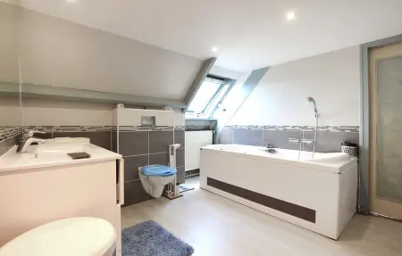 Maison Pays d'Auge, piscine intérieure et spa : photo 27