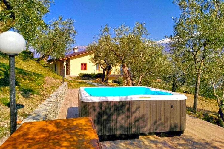 Villa Vagne à Tremosine : vue lac, terrasse, 4 pers. - Photo 10