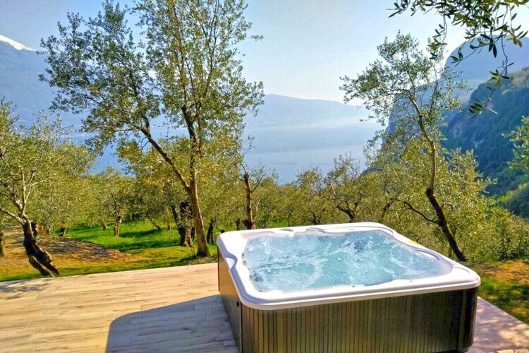 Villa Vagne à Tremosine : vue lac, terrasse, 4 pers. - Photo 11