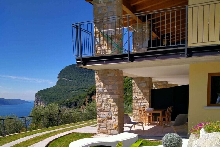 Villa Vagne à Tremosine : vue lac, terrasse, 4 pers. - Photo 13