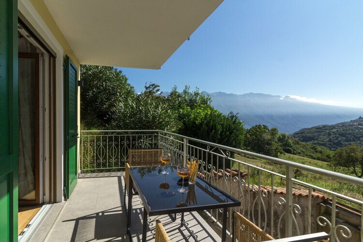 Appartement rénové vue Garda à Tremosine - Photo 1