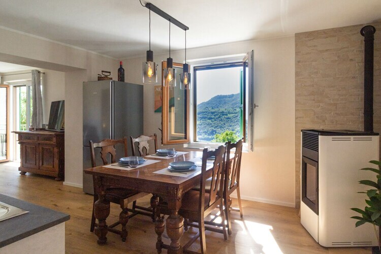 Appartement rénové vue Garda à Tremosine - Photo 4