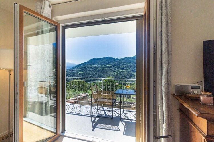 Appartement rénové vue Garda à Tremosine - Photo 11
