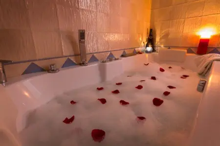 El Museo, Retraite romantique avec piscine et jacuzzi - Photo 6