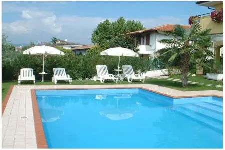 Maison 3 pièces Lazise, balcon sud vue lac : photo 2