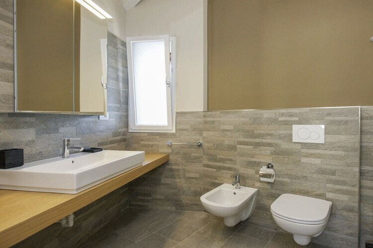 Maison 8 chambres Arizzano avec spa nordique - Photo 30