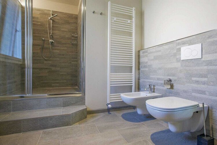 Maison 8 chambres Arizzano avec spa nordique - Photo 32
