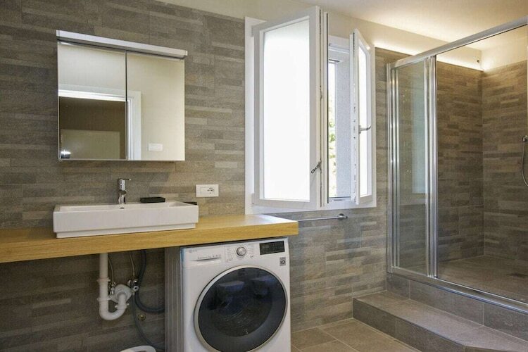 Maison 8 chambres Arizzano avec spa nordique - Photo 33