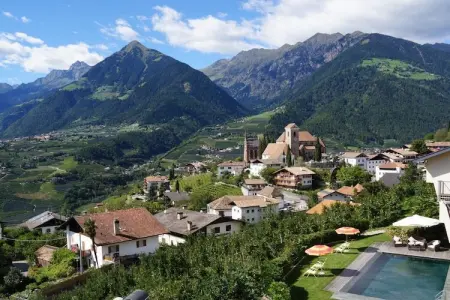 Maison Schenna vue Merano, balcon sud-ouest 20 pers. : photo 4