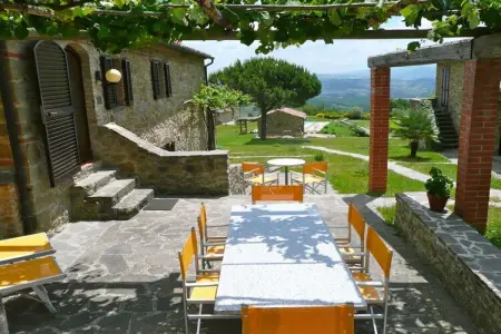 Maison 6 personnes avec piscine, vignoble et vue vallée : photo 1