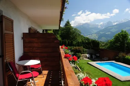 Appartement 2 pers. à Dorf Tirol, terrasse et kitchenette : photo 11