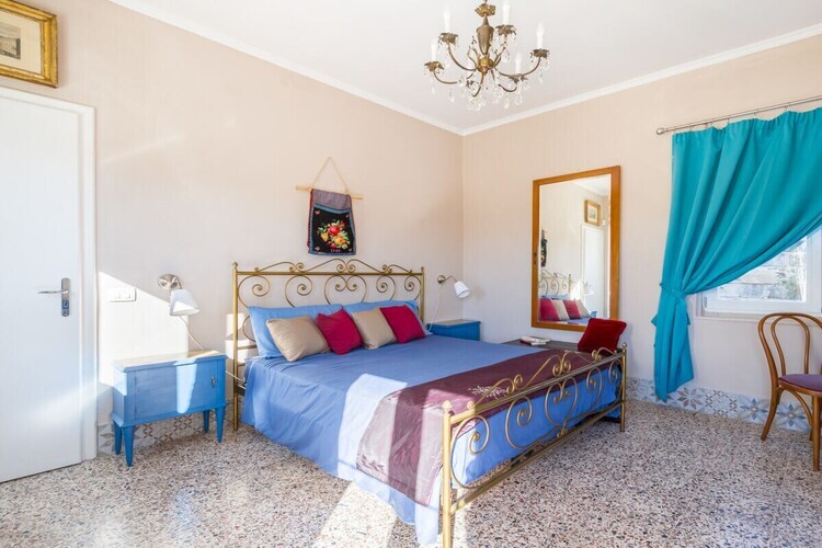 Villa Mediterranea à Scicli : 12 pers, 5 ch, piscine - Photo 17