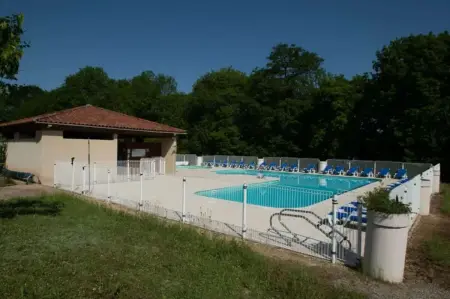 Maison charmante Le Bourg avec piscine, Maison 9 personnes à Le Bourg - Photo 8