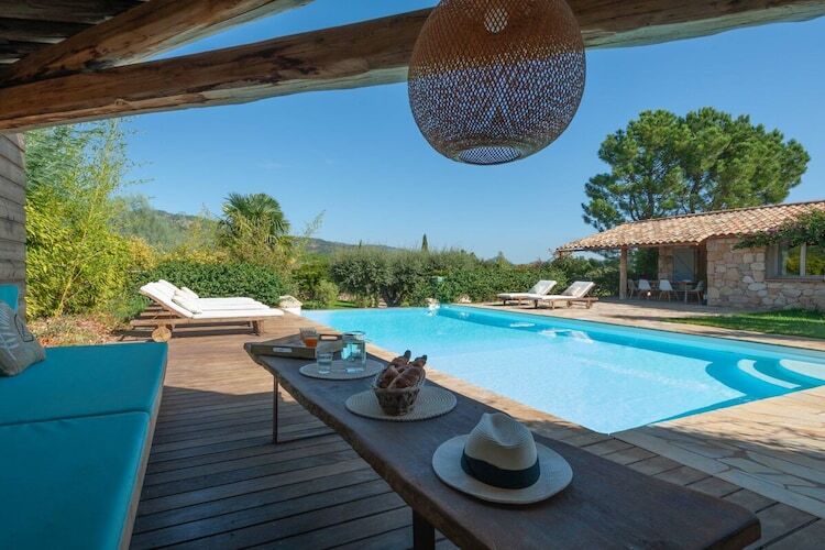 Villa corse avec piscine débordement à Porto-Vecchio - Photo 1