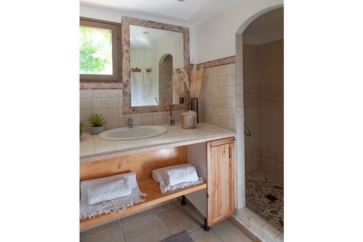 Villa corse avec piscine débordement à Porto-Vecchio - Photo 13