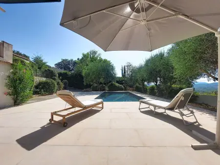 L Hacienda, Maison 6 personnes à Montauroux - Photo 5